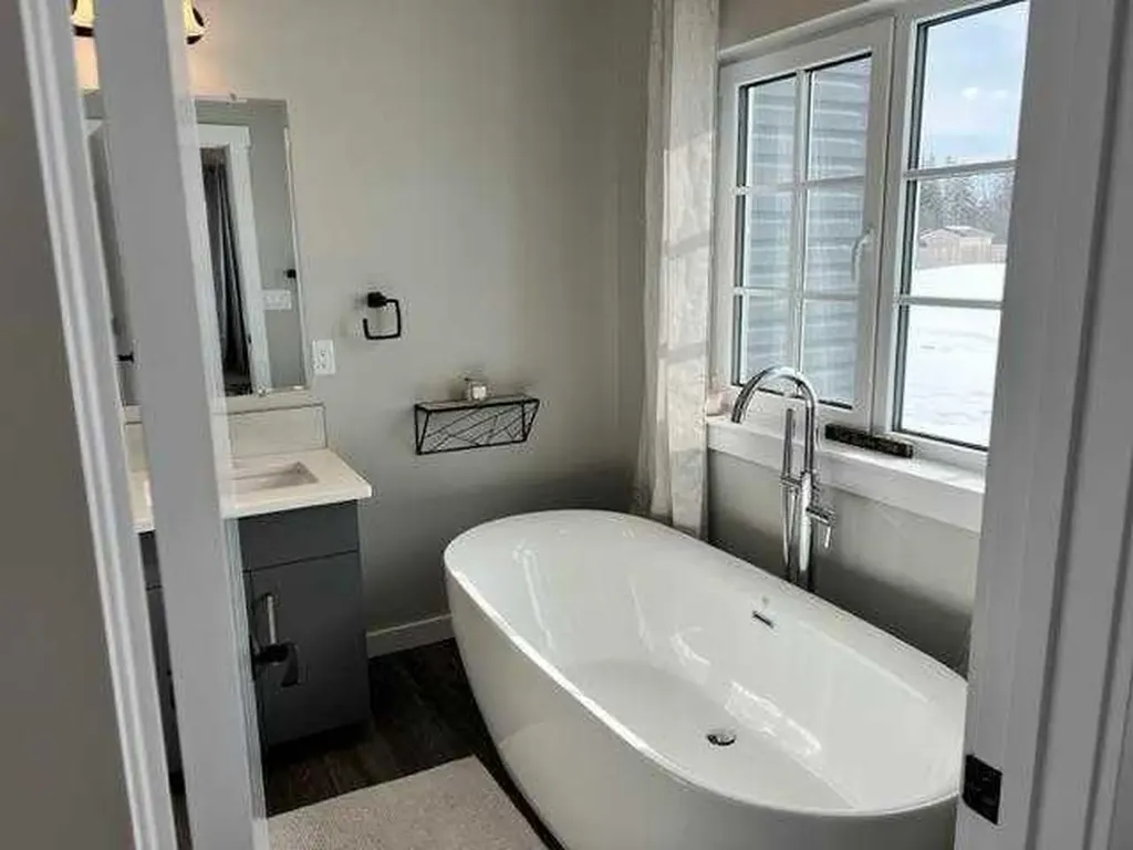 1049 Alberta Avenue Debolt AB T0H 1B0
