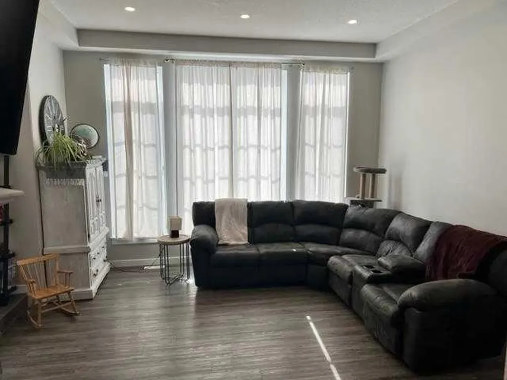 1049 Alberta Avenue Debolt AB T0H 1B0