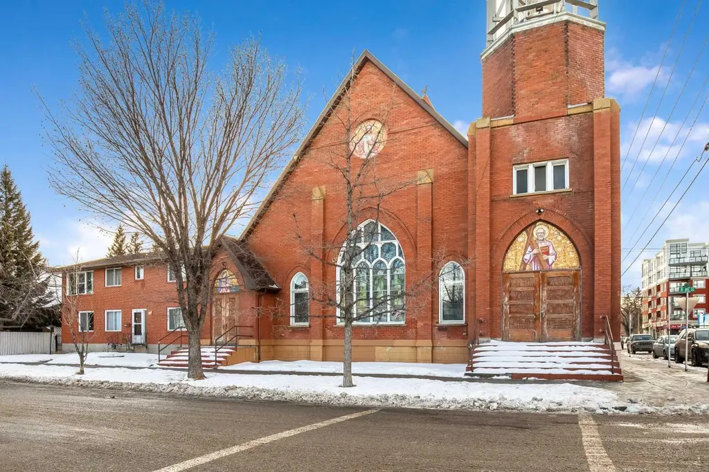 1405 8 Avenue SE Calgary AB T2G 0N1