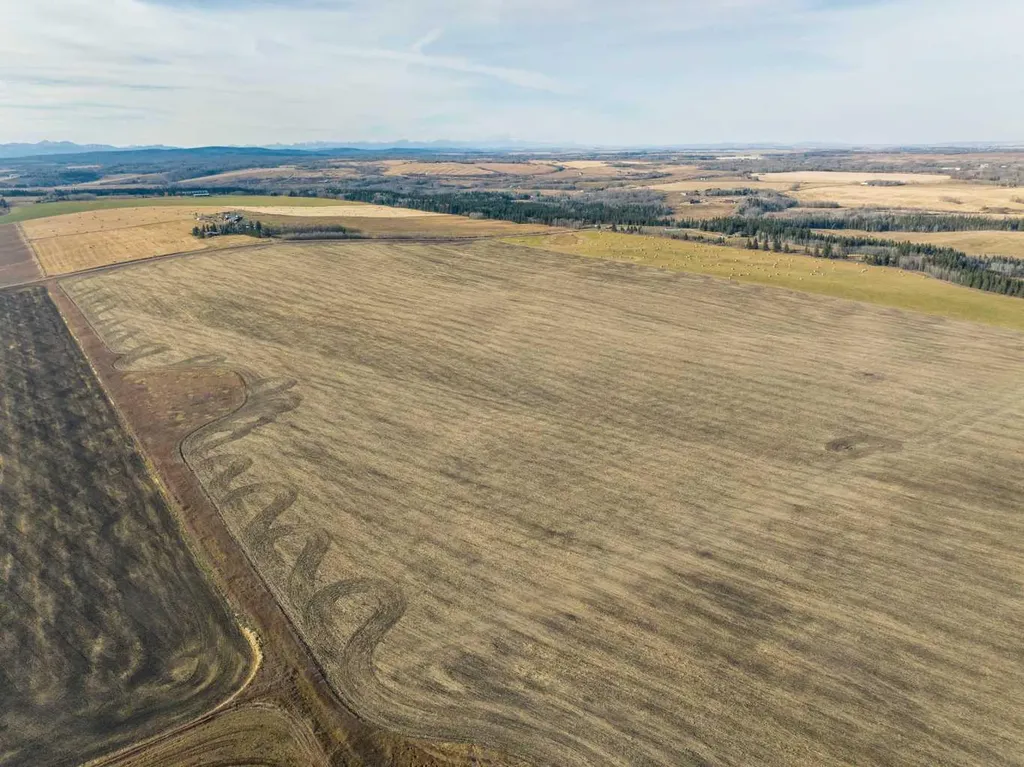 NW;32;22;2;W5M Rural Foothills County AB T1S 0T3