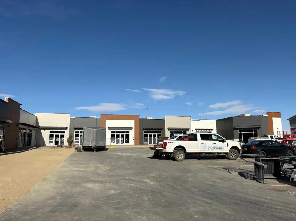 110 Corner Meadows Manor NE Calgary AB T3N 2X9