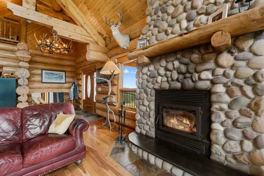 583030A Range Road 121 Rural Woodlands County AB T7S1P5