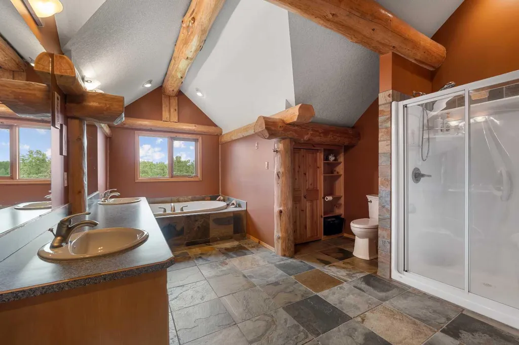 583030A Range Road 121 Rural Woodlands County AB T7S1P5