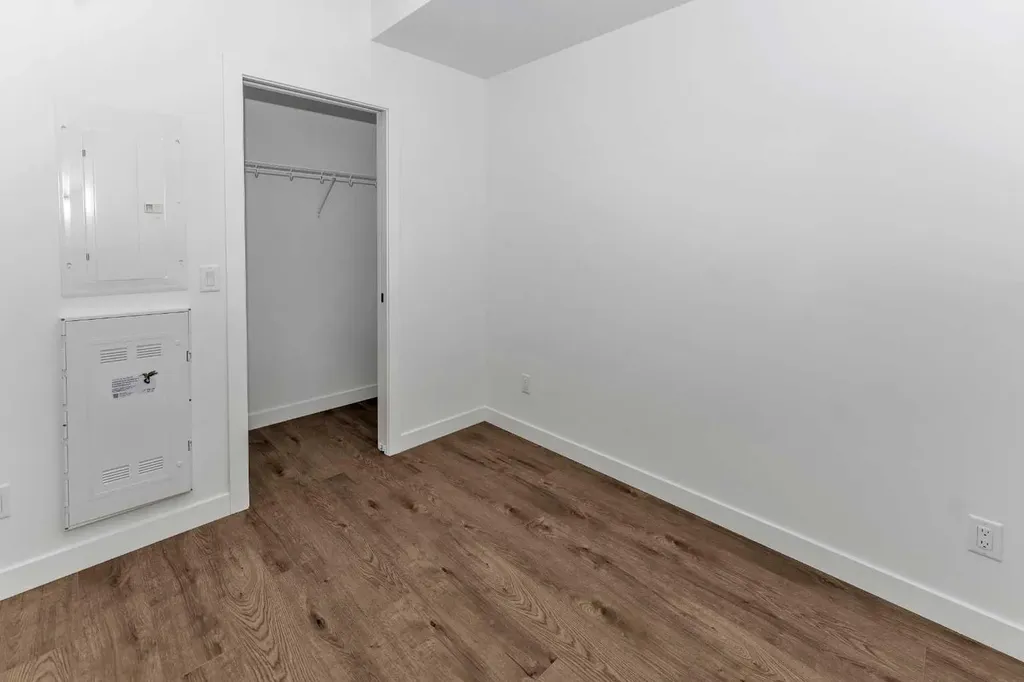 110 18a Street NW Calgary AB T2N 5G5