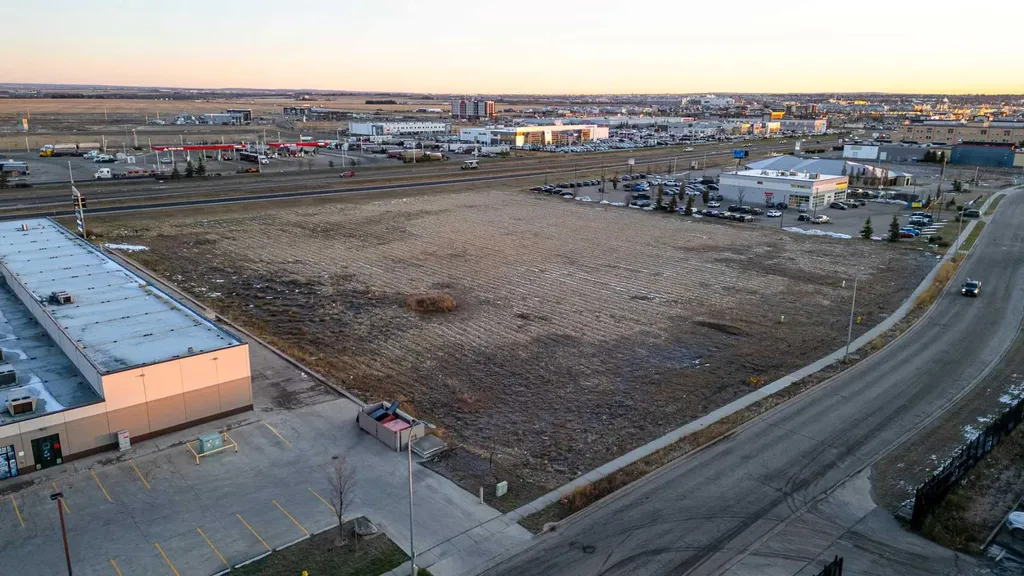 11902 & 11810 99 Avenue Grande Prairie AB T8W 0C7