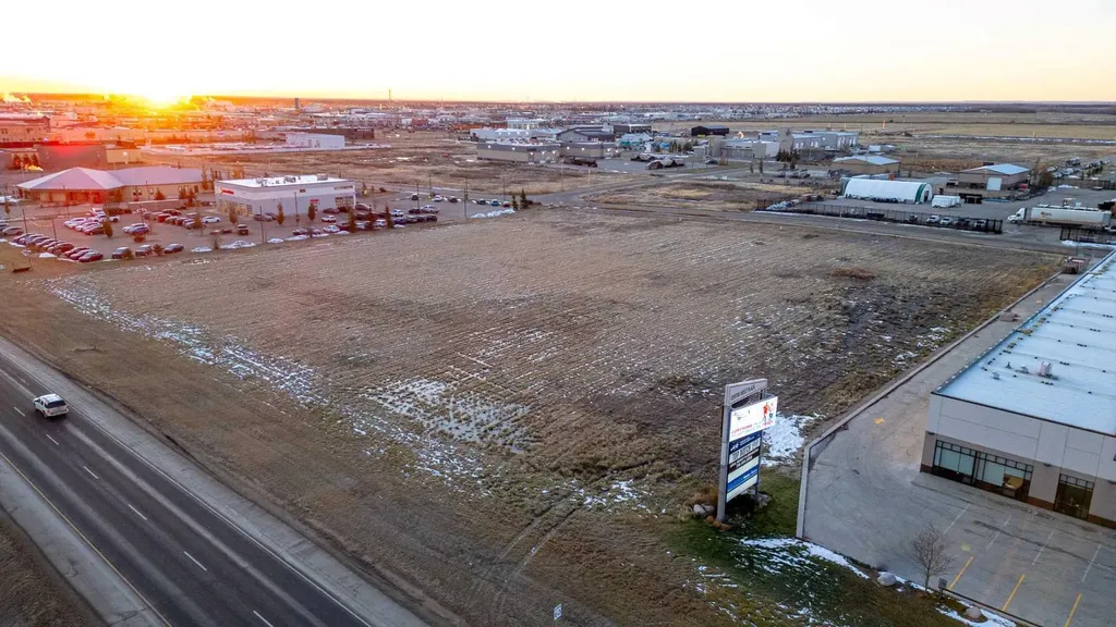 11810 99 Avenue Grande Prairie AB T8W 0C7