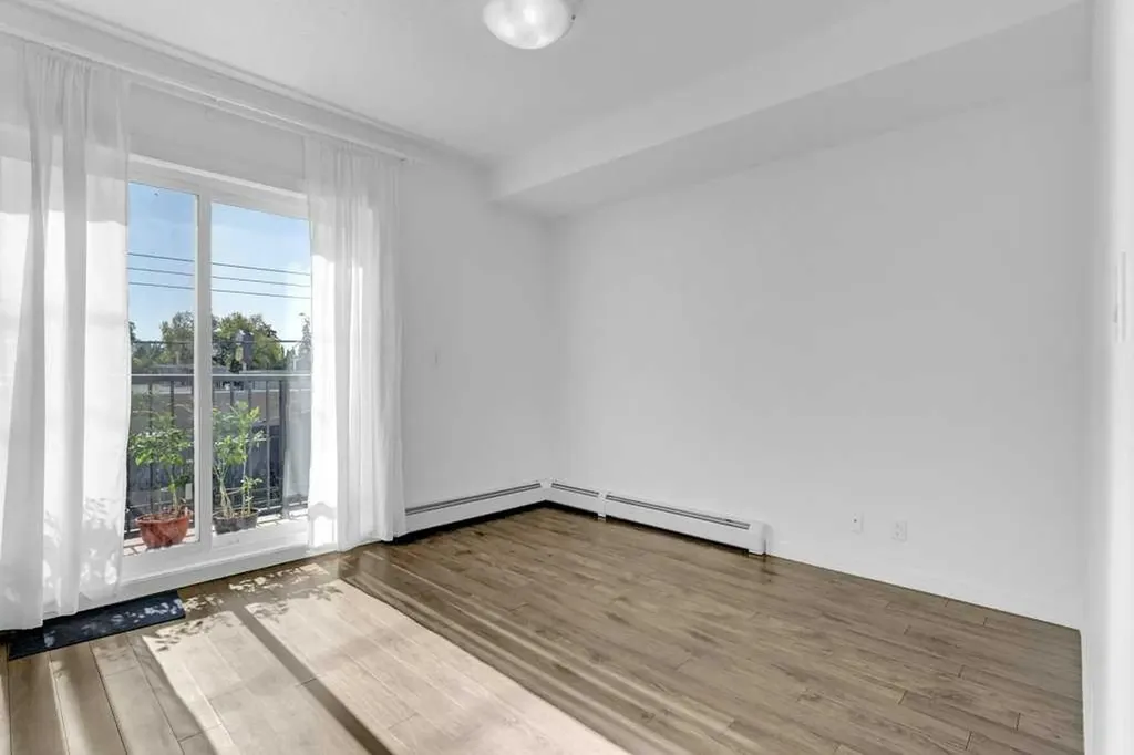 1740 9 Street NW Calgary AB T2M 4Z5