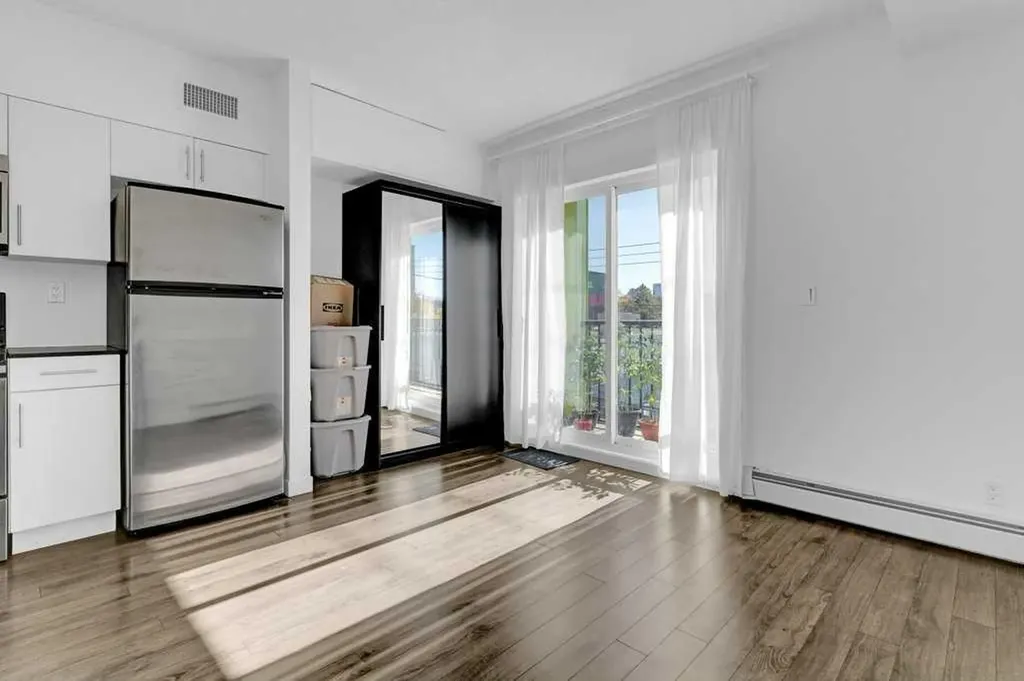 1740 9 Street NW Calgary AB T2M 4Z5
