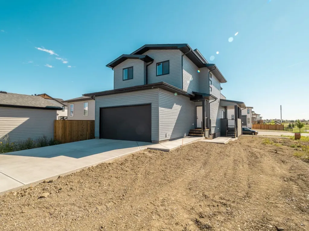 351 Blackwolf Boulevard N Lethbridge AB T1H7J5