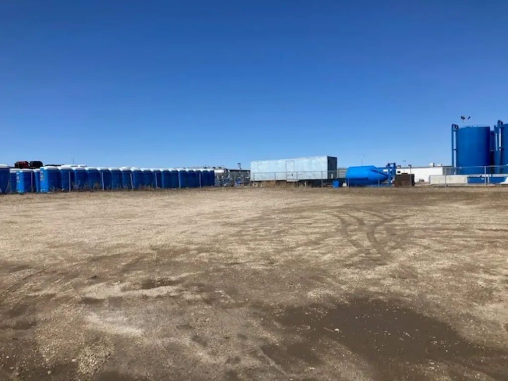 10602 79 Avenue Clairmont AB T0H 0W0