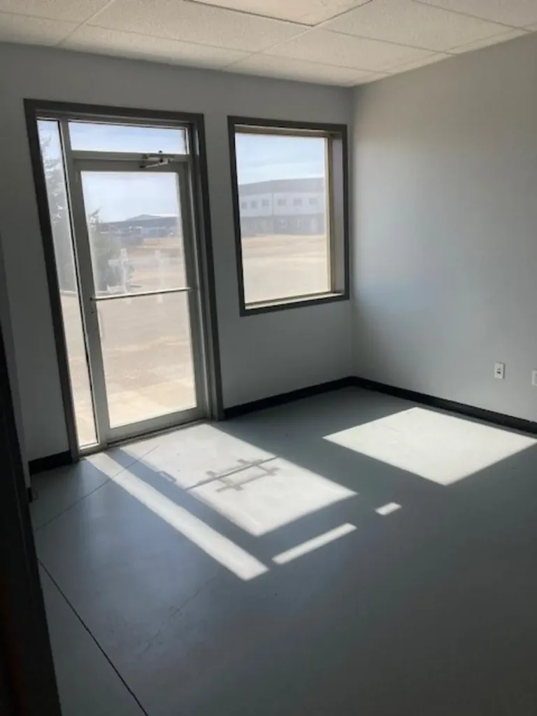 10602 79 Avenue Clairmont AB T0H 0W0
