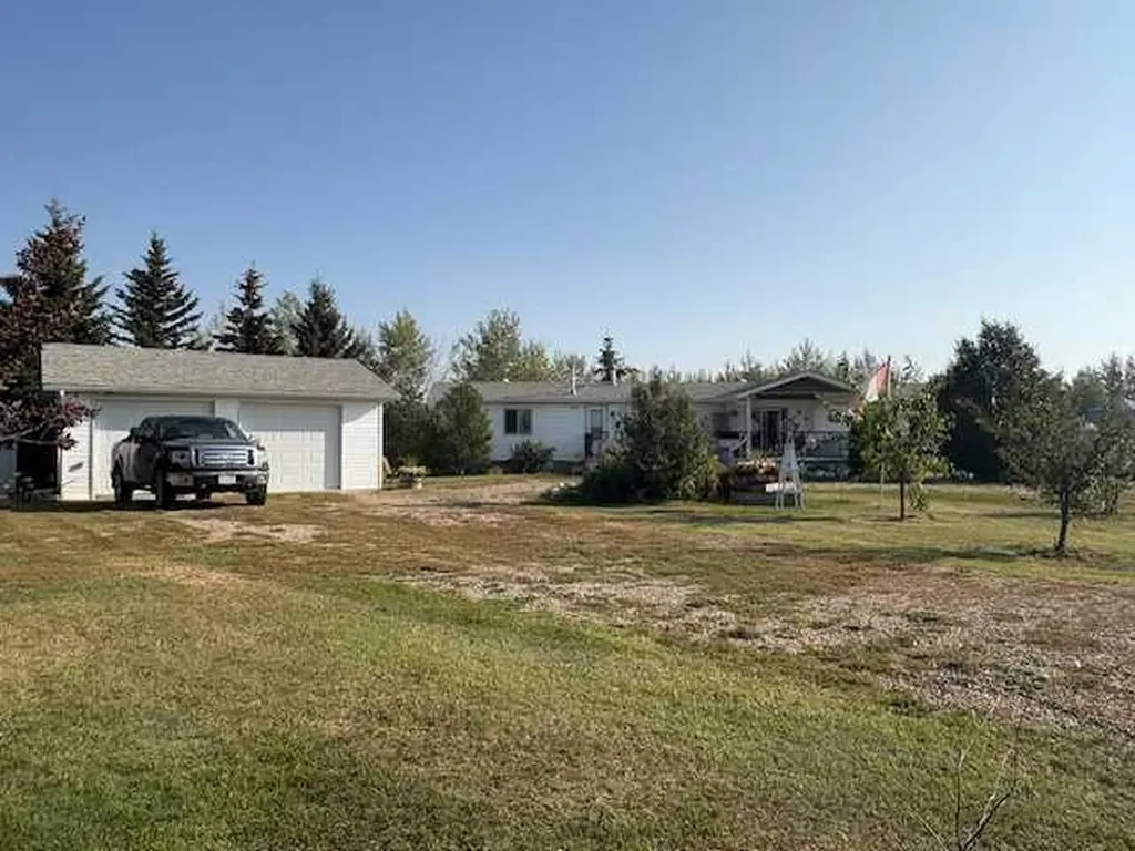 335035 Range Road 271 Rural Kneehill County AB T4H 4A2