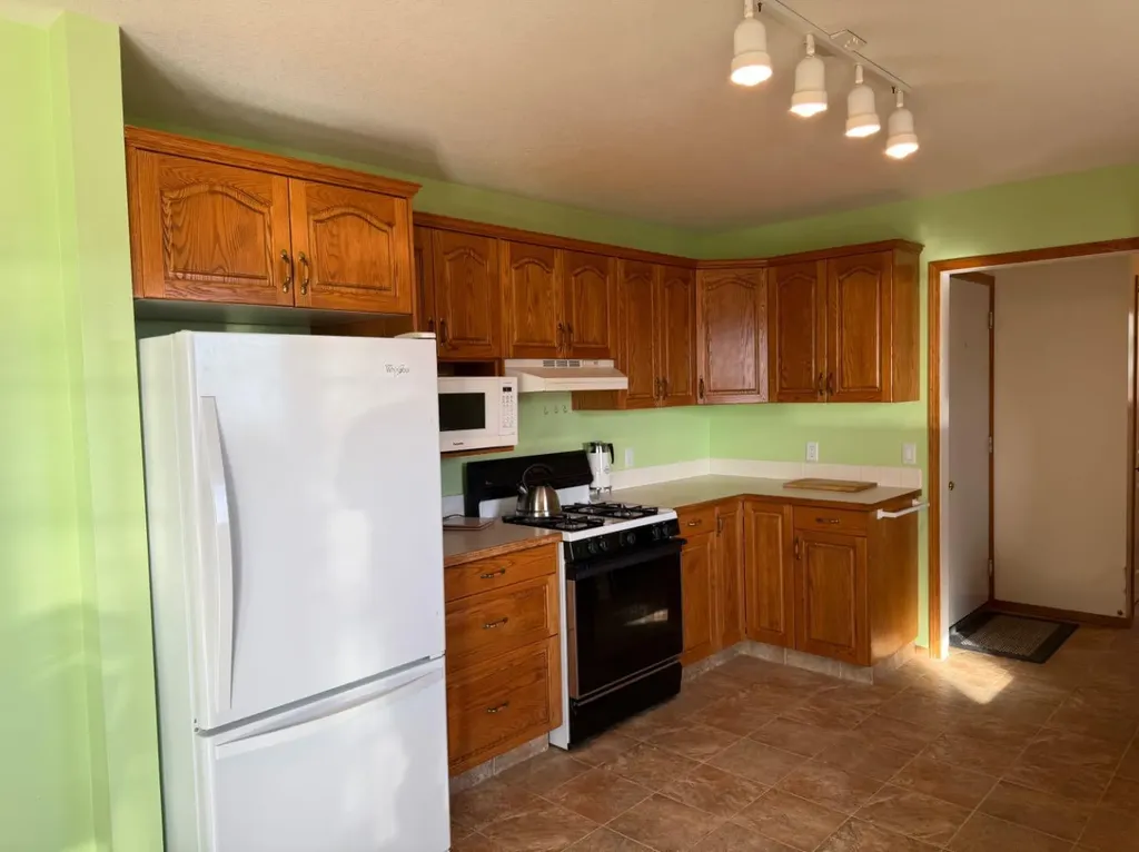 343 3 Street N Glenwood AB T0K2R0