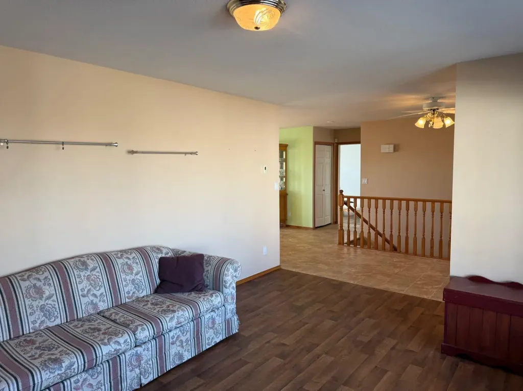 343 3 Street N Glenwood AB T0K2R0