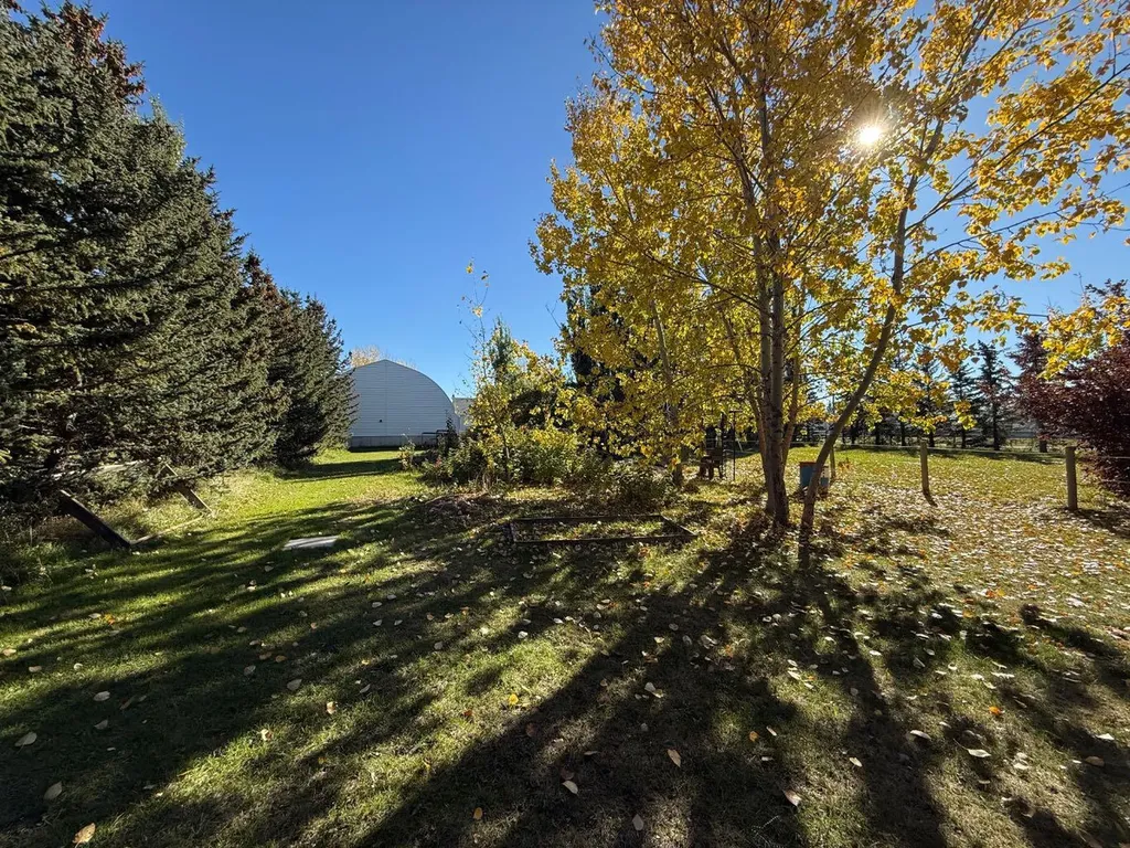 343 3 Street N Glenwood AB T0K2R0