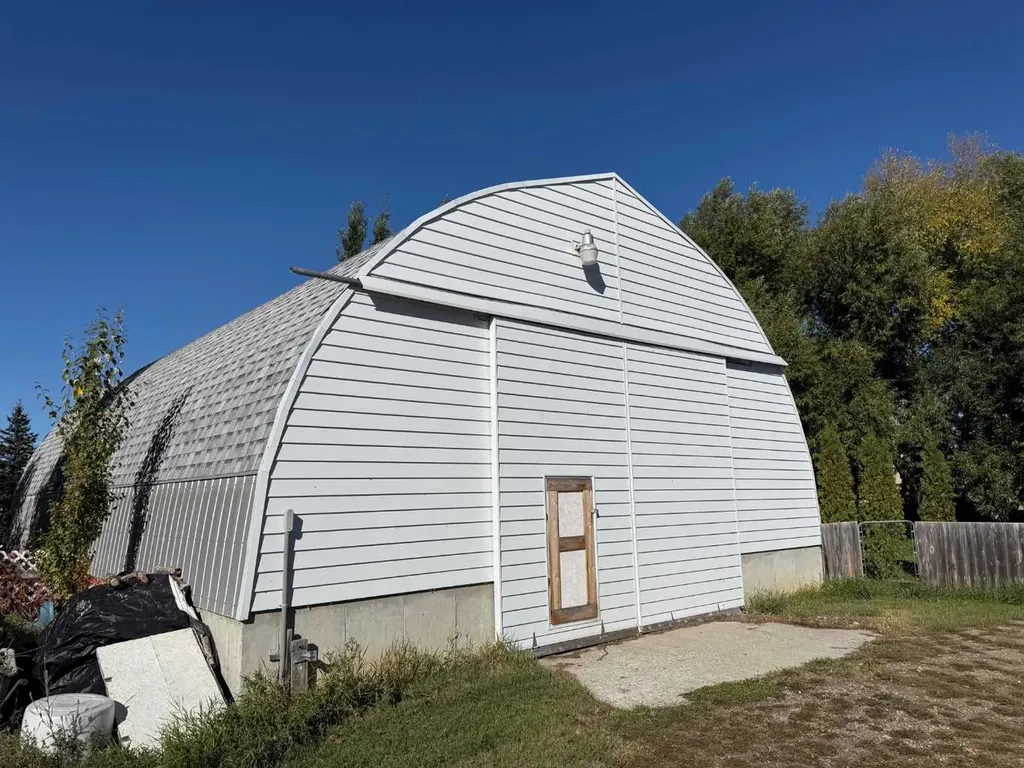 343 3 Street N Glenwood AB T0K2R0