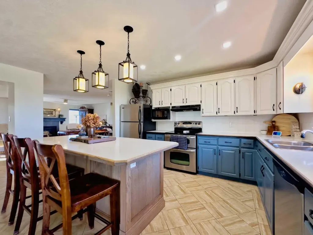 42082 Range Road 274 Hill Spring AB T0K 1E0