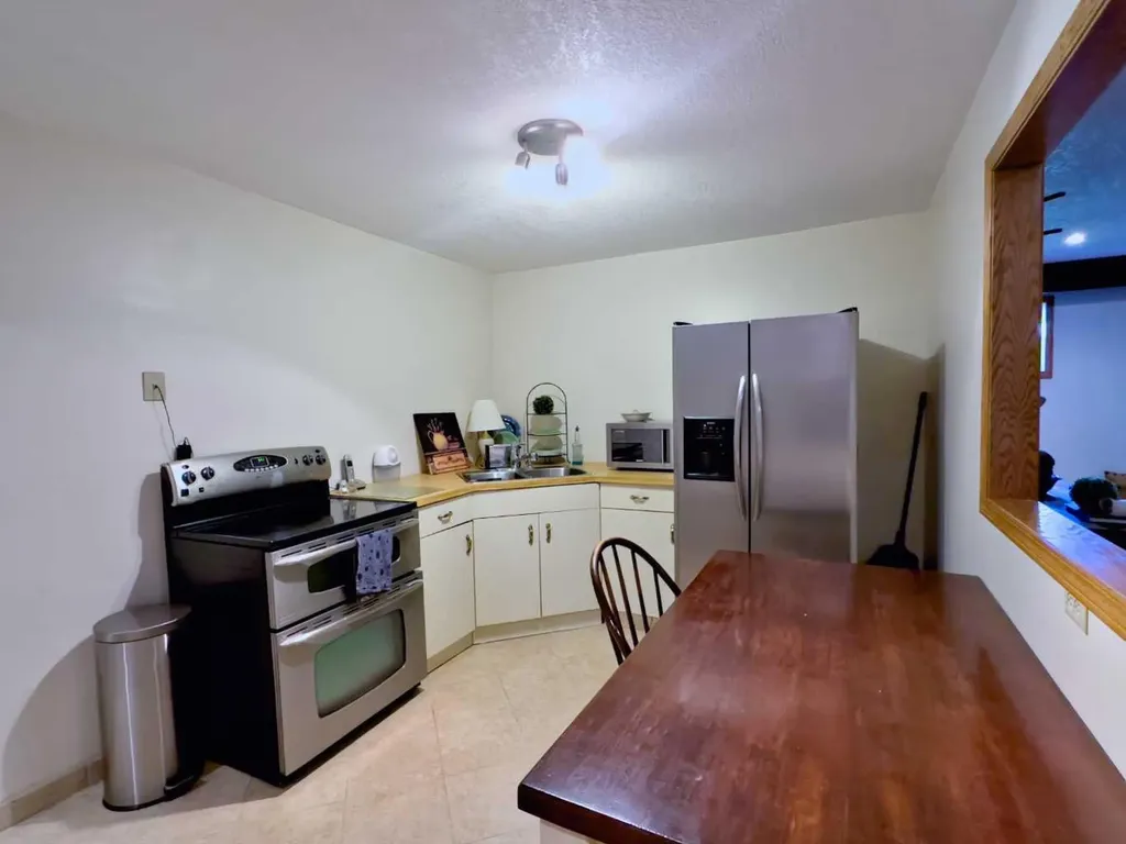 42082 Range Road 274 Hill Spring AB T0K 1E0