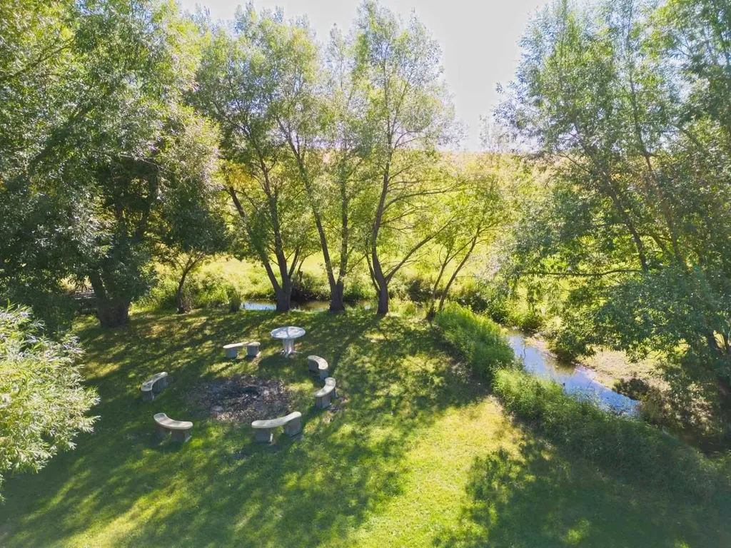 42082 Range Road 274 Hill Spring AB T0K 1E0