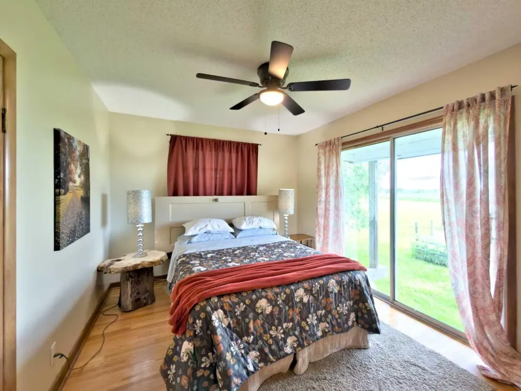 42082 Range Road 274 Hill Spring AB T0K 1E0