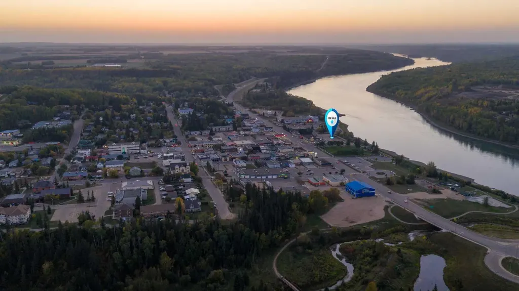 5001 51 Avenue Athabasca AB T9S 1E8