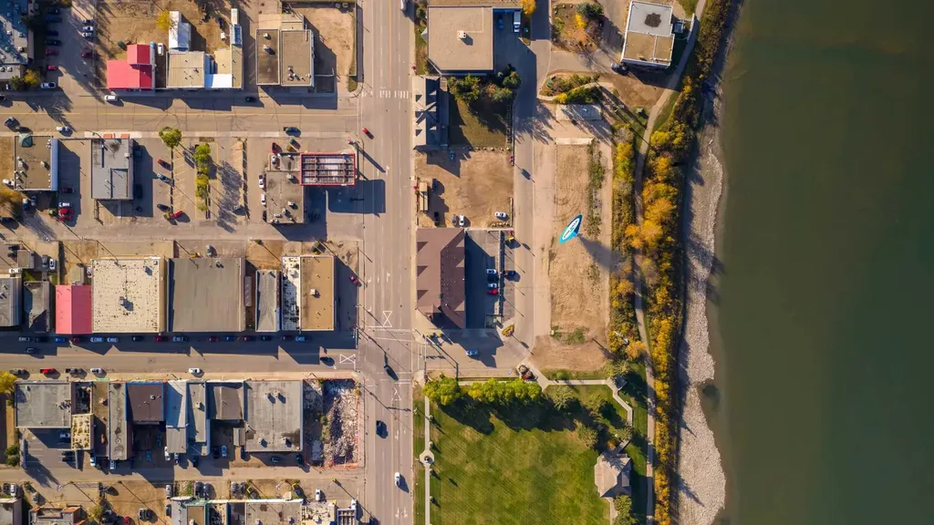 5001 51 Avenue Athabasca AB T9S 1E8