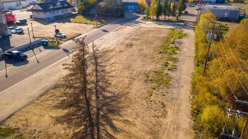 5001 51 Avenue Athabasca AB T9S 1E8