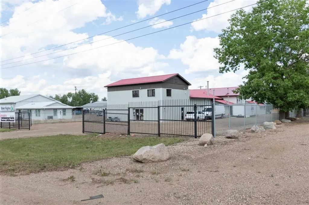 4703 42 Street Stettler AB T0C 2L0