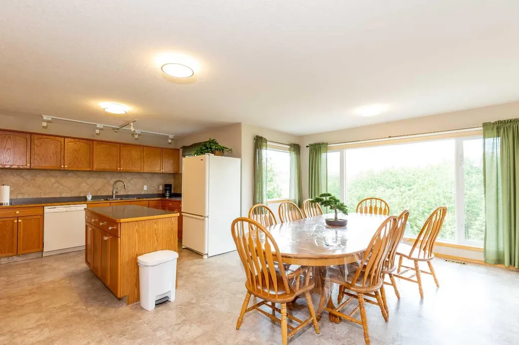 29407 Township Road 3-0 Twin Butte AB T0K1W0