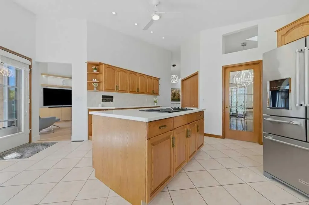63 Varsity Ridge Terrace NW Calgary AB T3A 4Y2