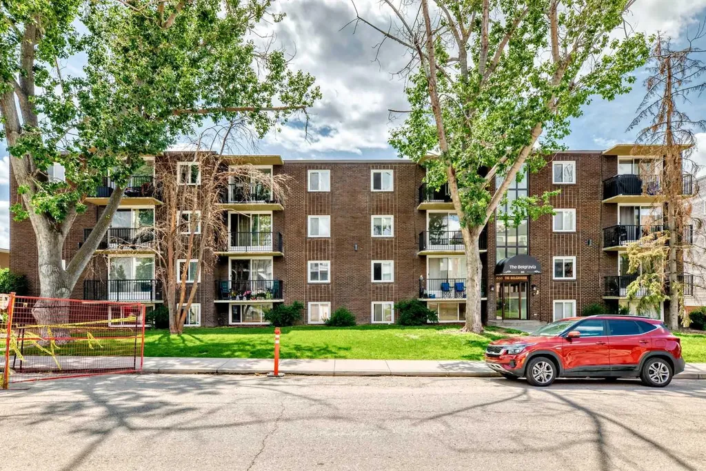 635 57 Avenue SW Calgary AB T2V 0H5