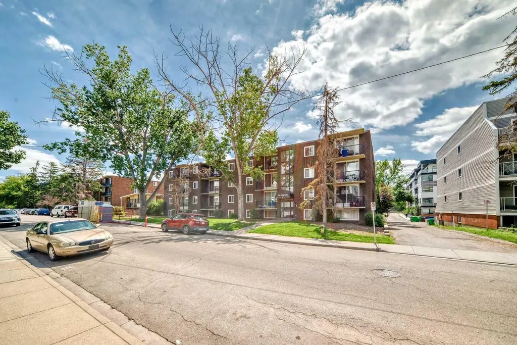 635 57 Avenue SW Calgary AB T2V 0H5