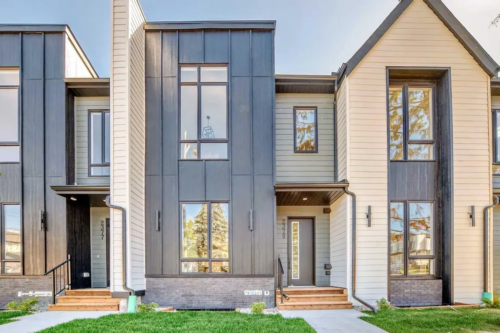 2371 20 Avenue NW Calgary AB T2M 4C9