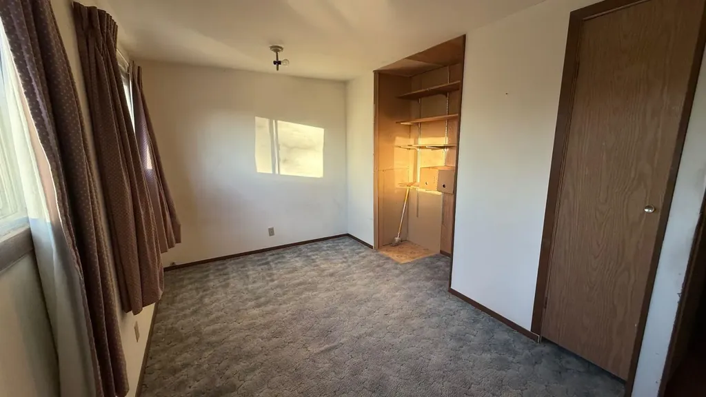 201 3 Avenue SE Youngstown AB T0J3P0