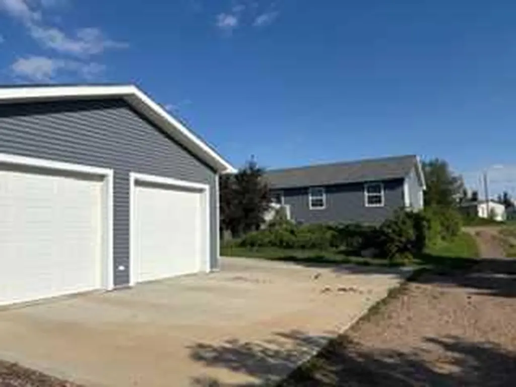 5015 45 Street Hardisty AB T0B1V0
