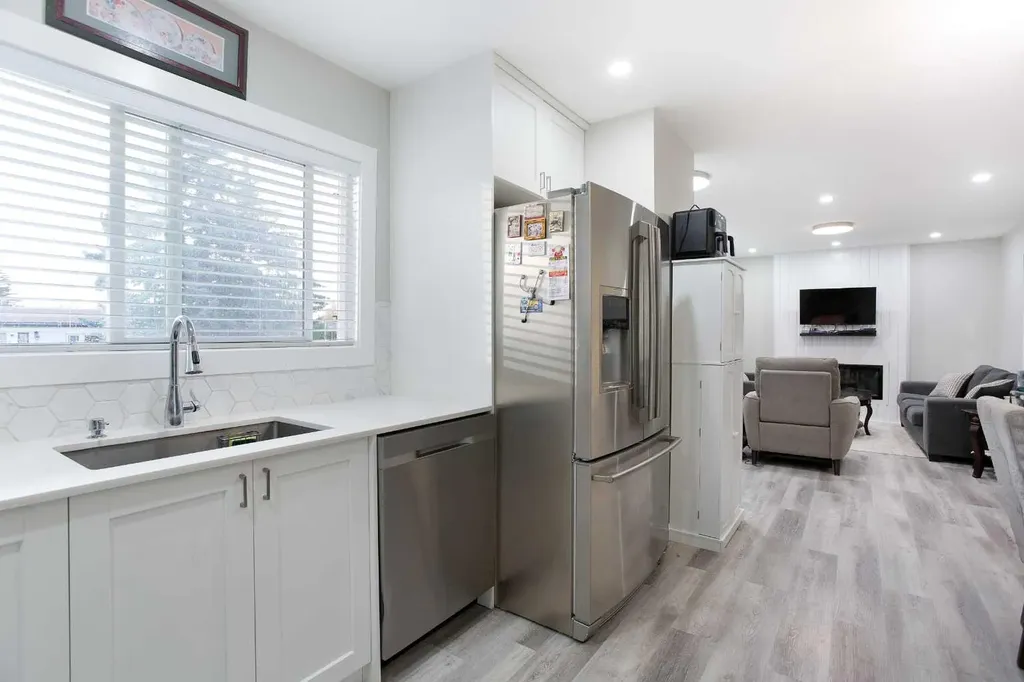 119 Maranda Close NE Calgary AB T2A 3E7