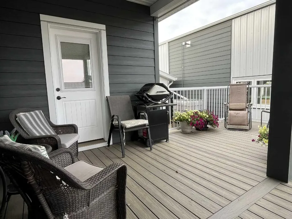 5132 54 Avenue Viking AB T0B 4N0
