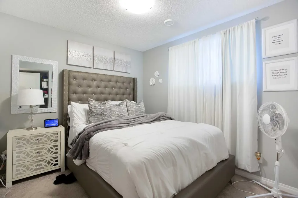 158 Osborne Common SW Airdrie AB T4B 5G7