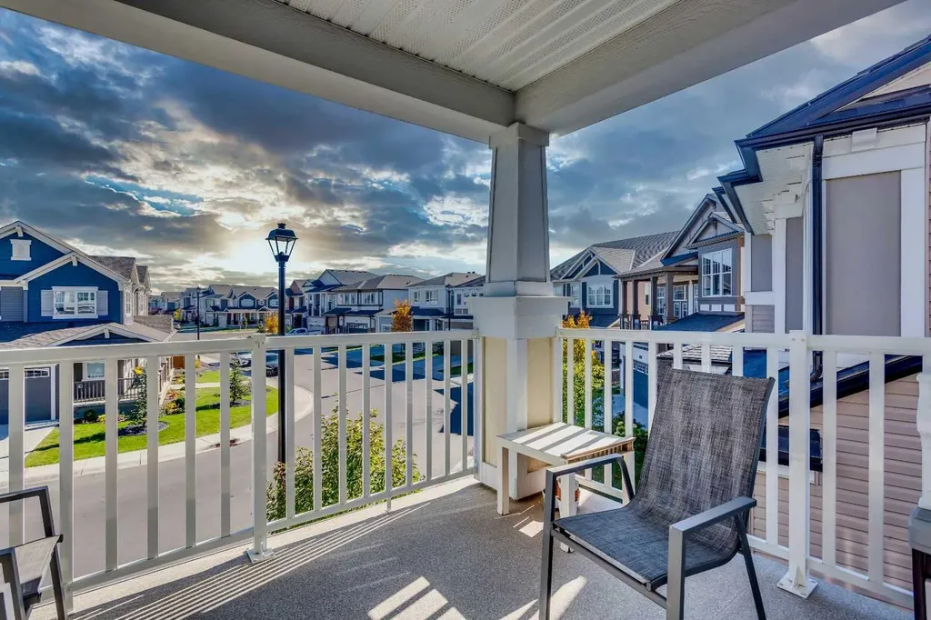 158 Osborne Common SW Airdrie AB T4B 5G7