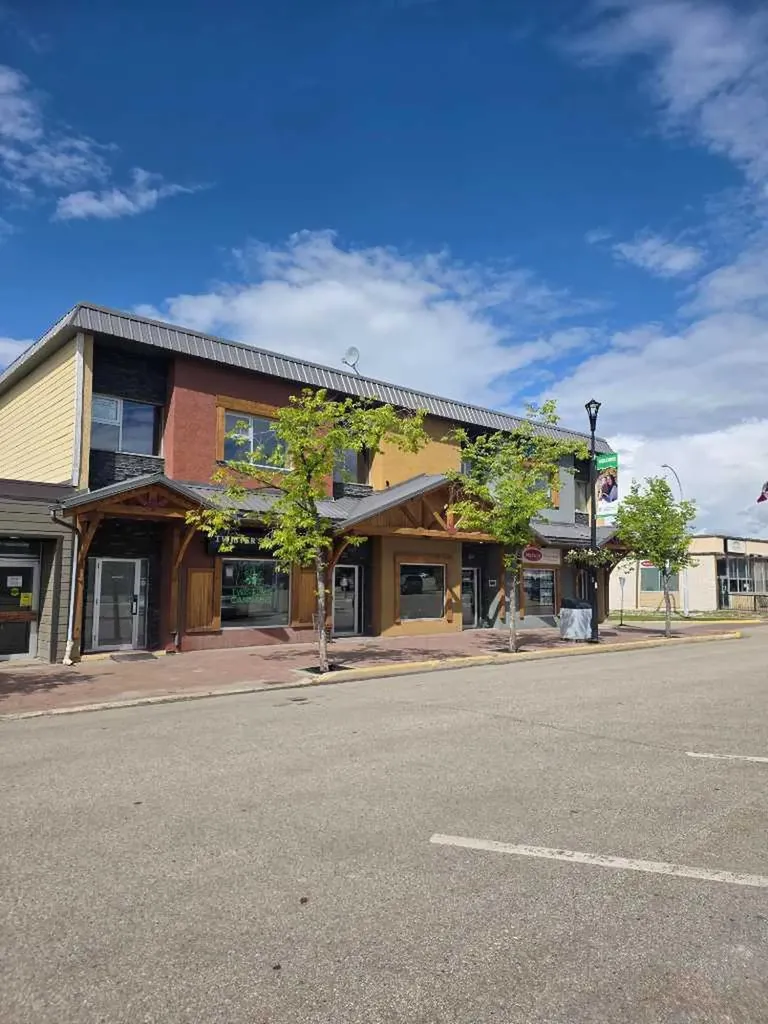 1800 Pine Plaza Grande Cache AB T0E 0Y0