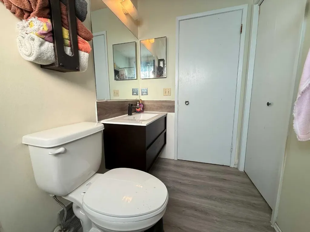 4815 52 Avenue Whitecourt AB T7S 1N2