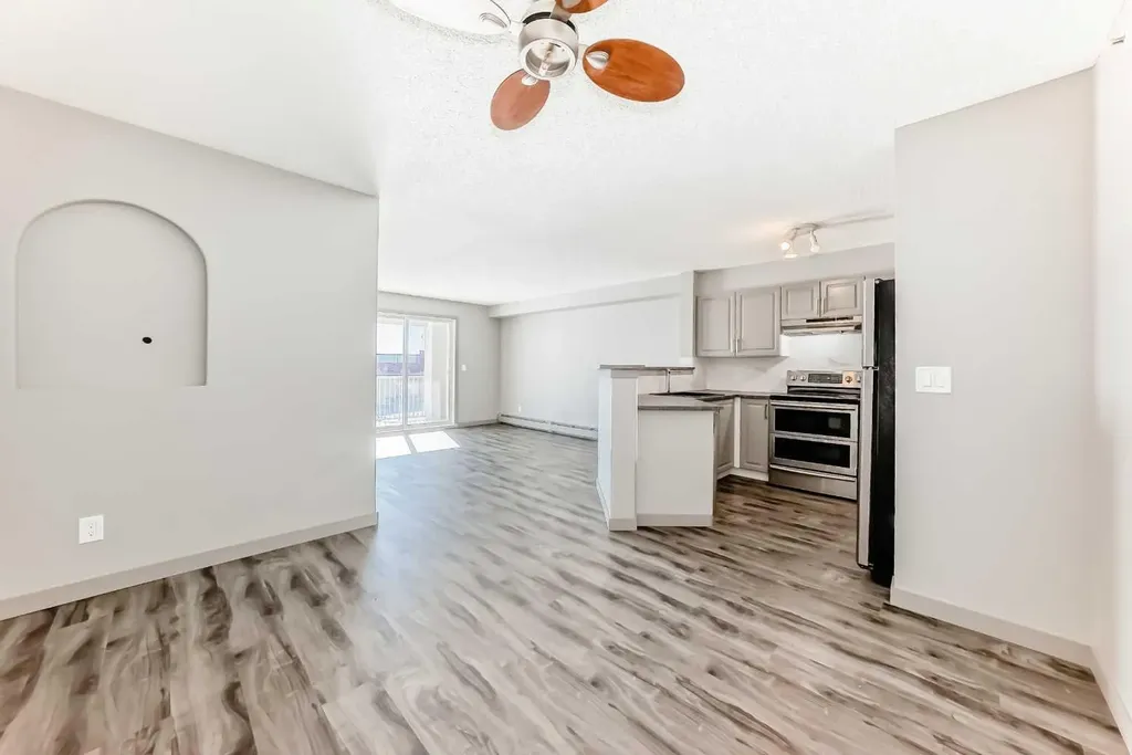 1000 Citadel Meadow Point NW Calgary AB T3G 5N5