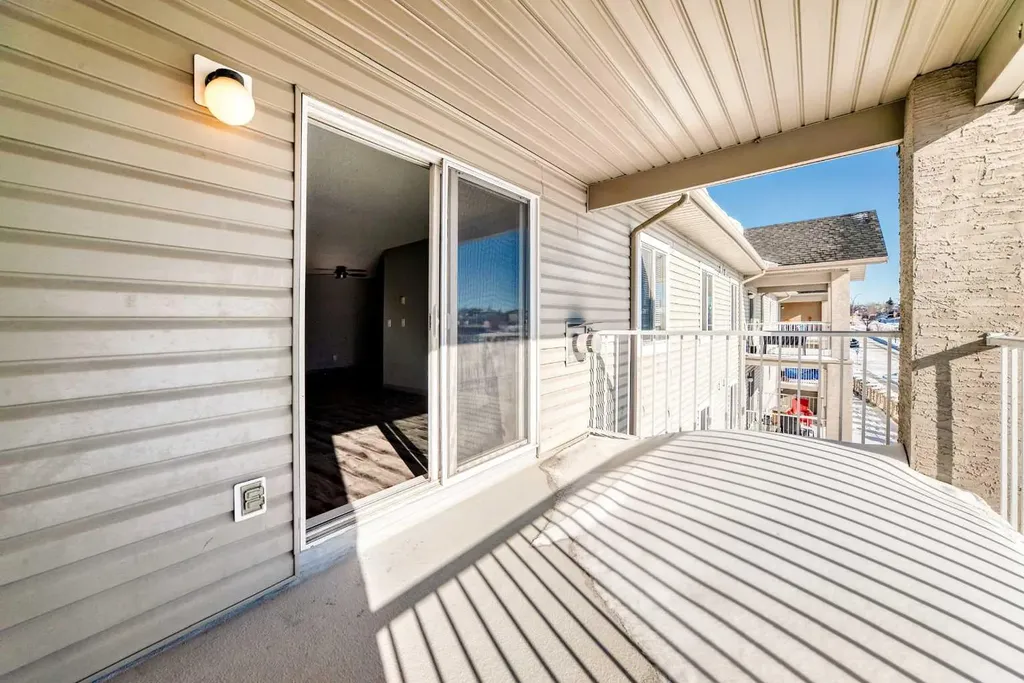1000 Citadel Meadow Point NW Calgary AB T3G 5N5