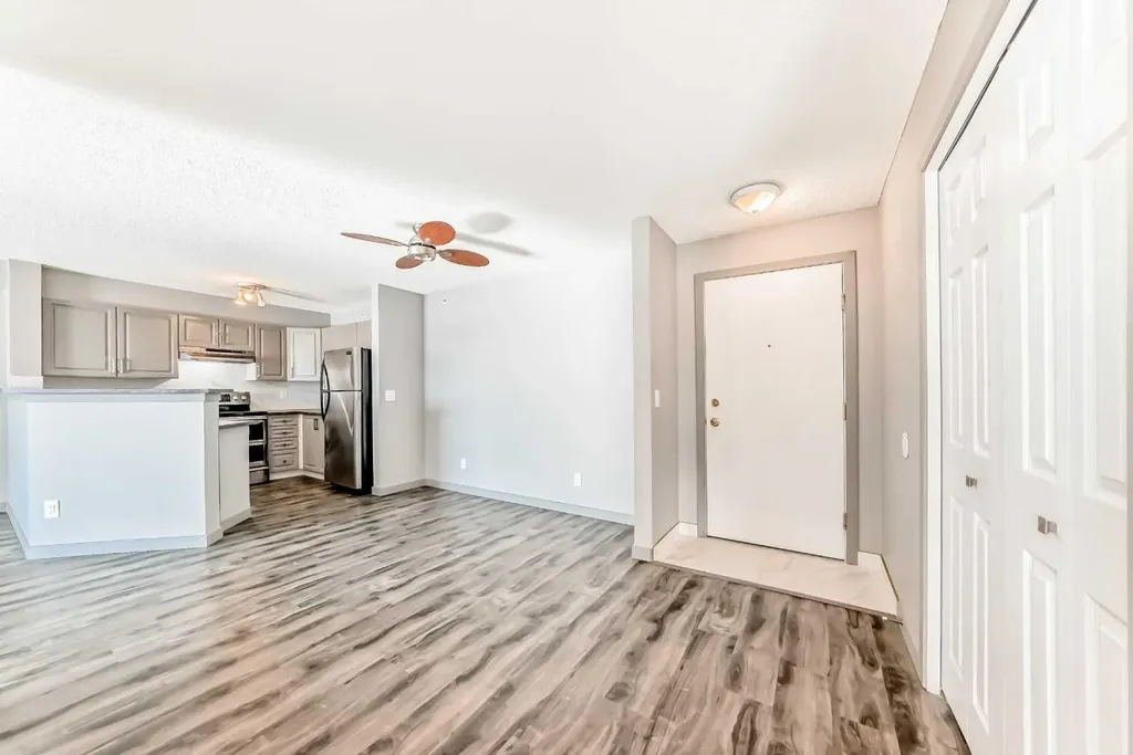 1000 Citadel Meadow Point NW Calgary AB T3G 5N5