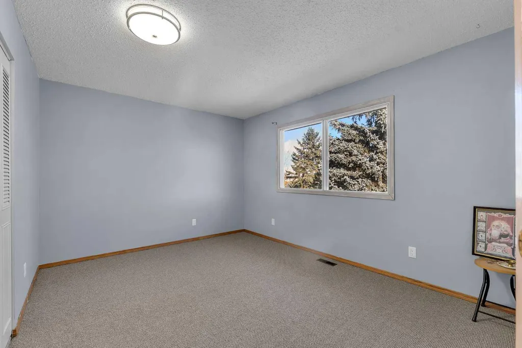 233081 Glenmore View Road Rural Rocky View County AB T1X 0H3
