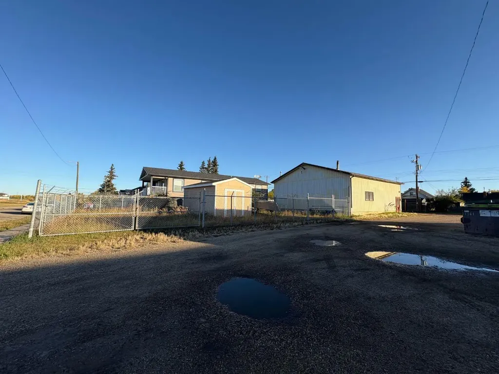10017 100 Street Sexsmith AB T0H 3C0
