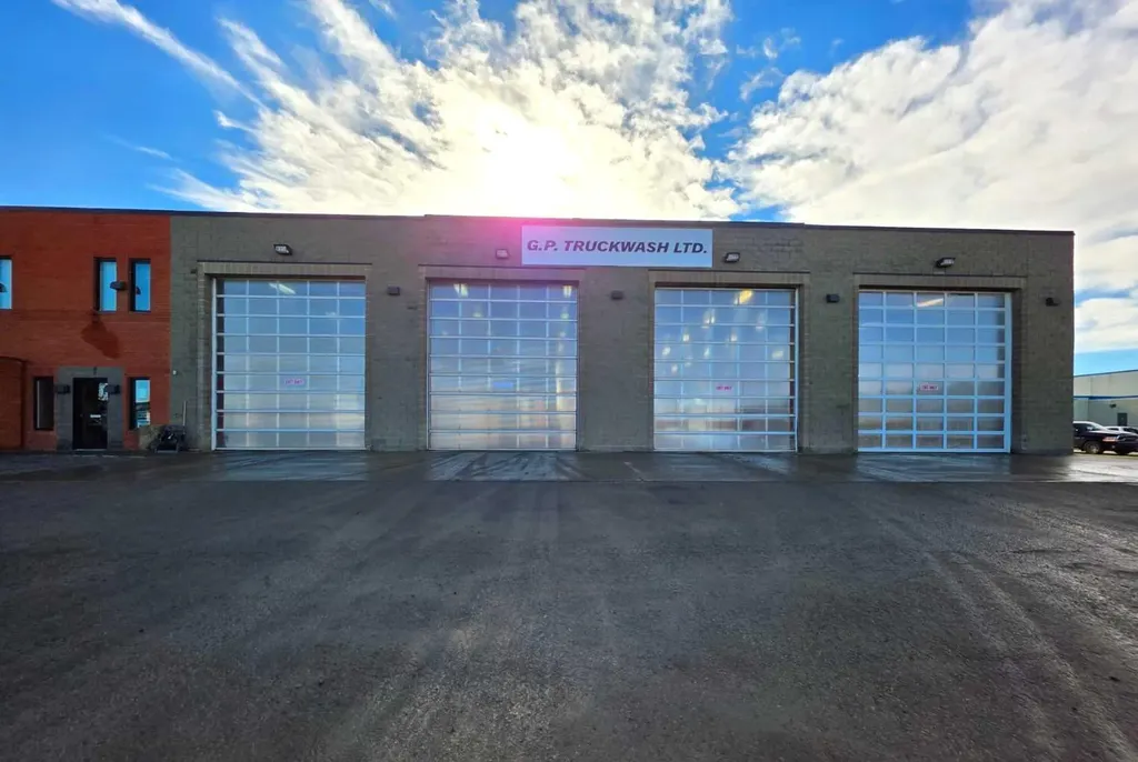 11485 97 Avenue Grande Prairie AB T8V5R8