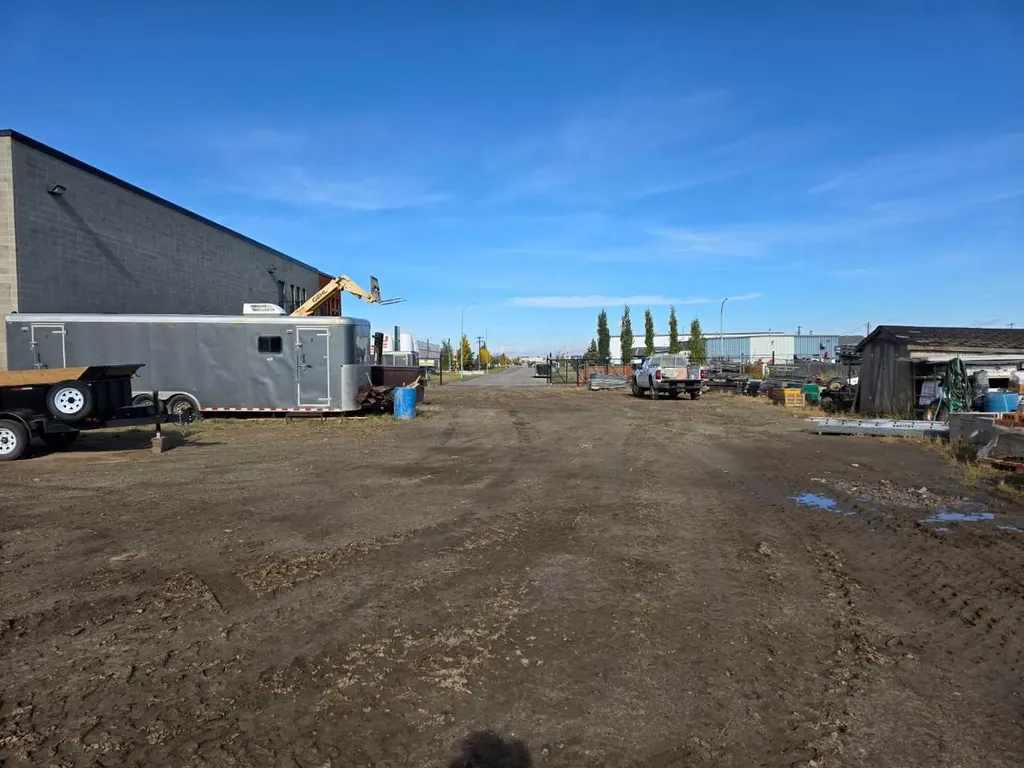 11485 97 Avenue Grande Prairie AB T8V5R8