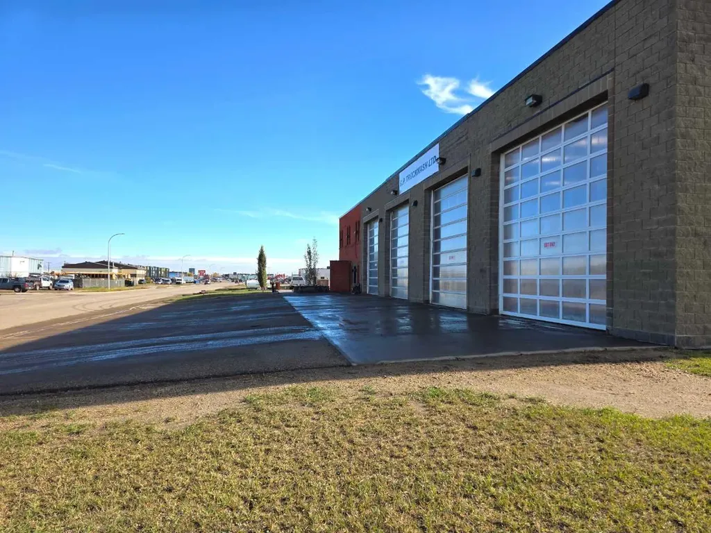 11485 97 Avenue Grande Prairie AB T8V5R8