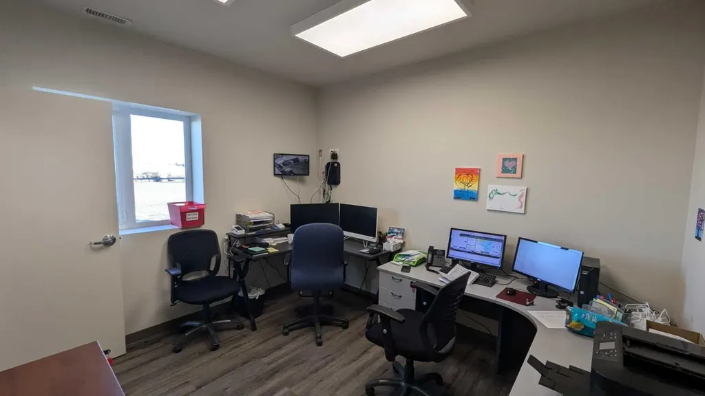 1075 36 Street N Lethbridge AB T1H 6L5